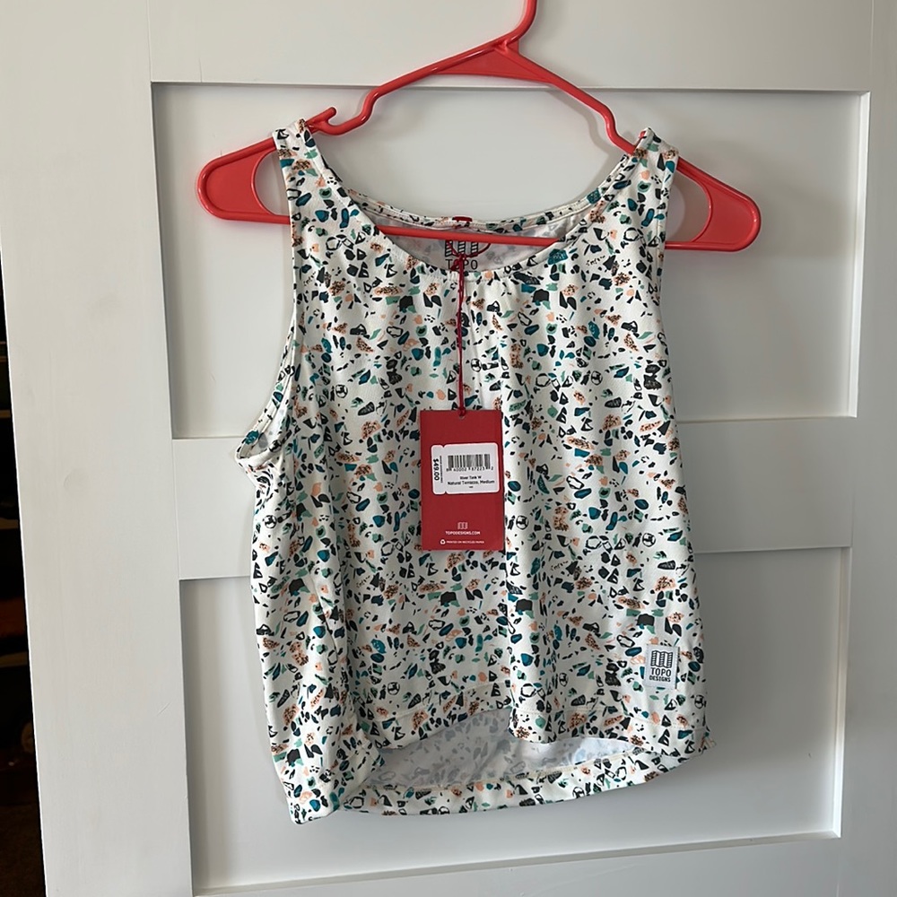 Womens Nwt topo river tank M